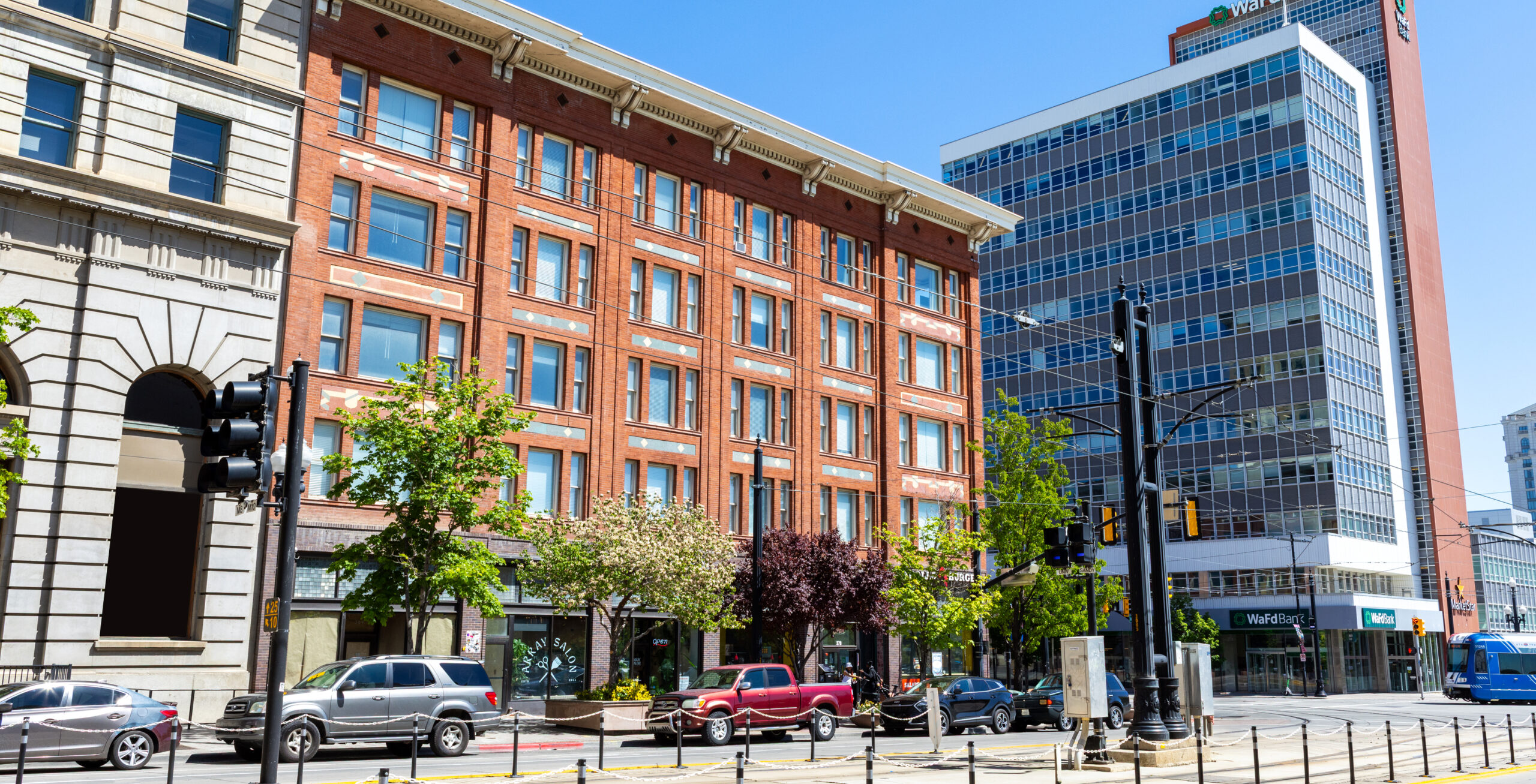 New Grand Apartments